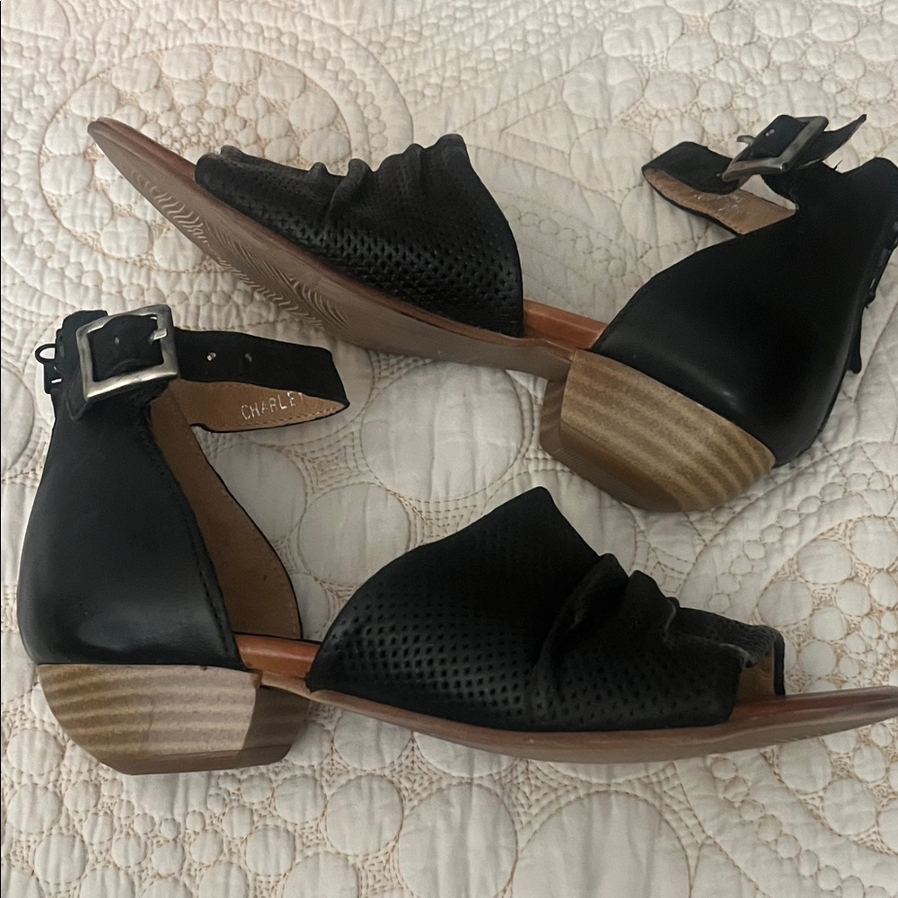 Mix Mooz Black Perforated Leather Sandals